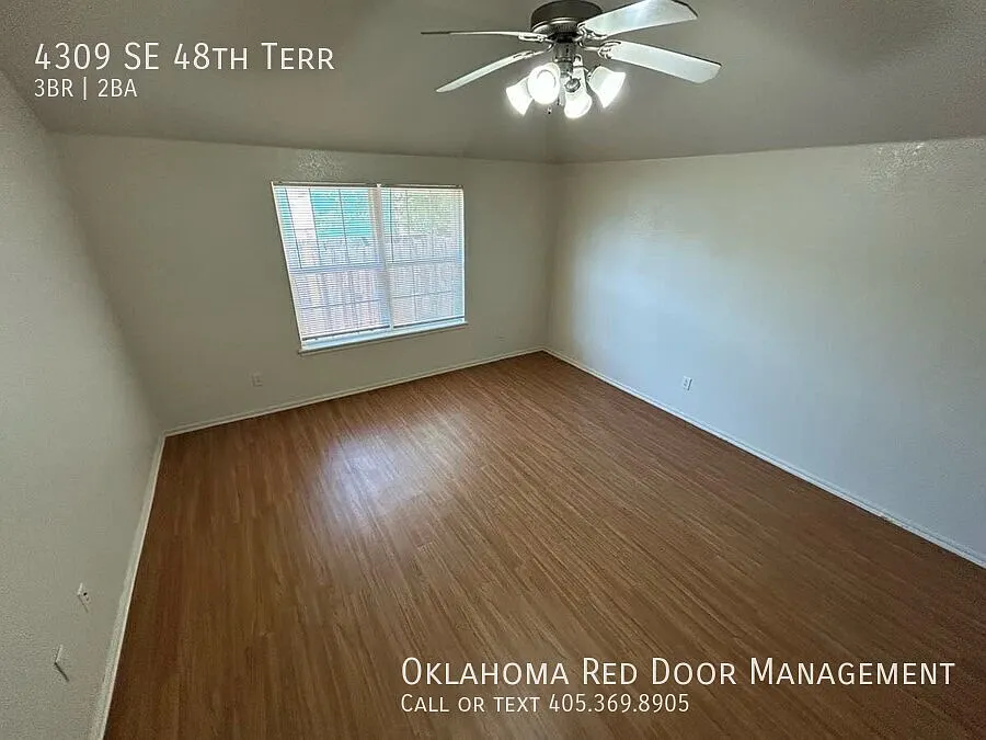 Del City Home with Flexible Layout & Easy Access to Tinker — Photo 2