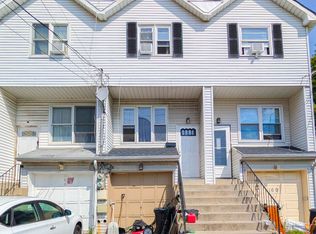 167 Harbor Rd, Staten Island, NY 10303