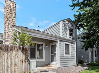 11607 E Cornell Cir, Aurora, CO 80014