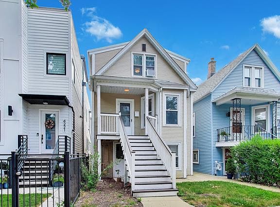 3rd image of 4219 N Albany Ave #2