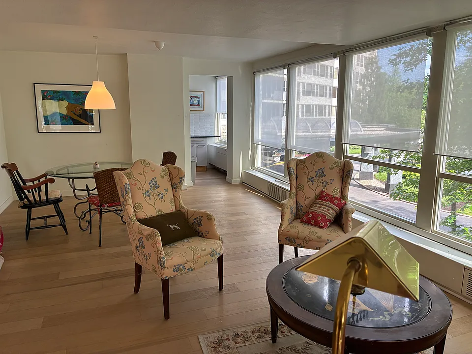 50 Belmont Ave #214