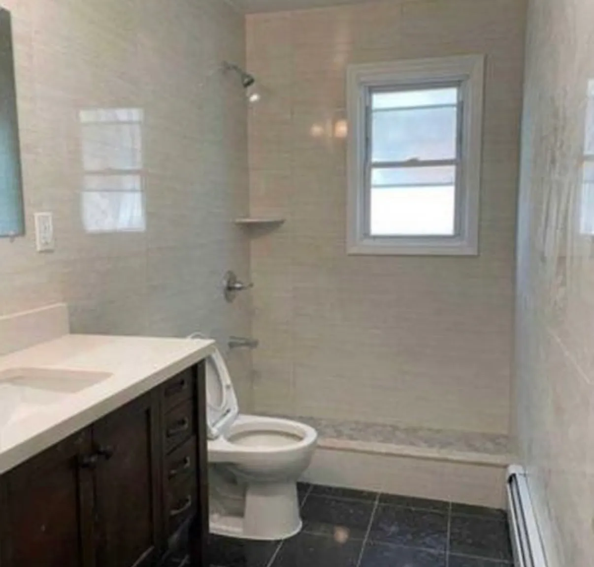 3 bed, 1300 sqft, $3,200 — Photo 2
