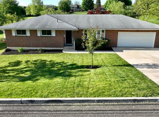 1508 Spring Garden Dr, Middletown, PA 17057