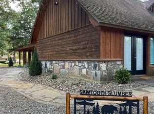 99 Sawtooth Pine Rd, Broken Bow, OK 74728