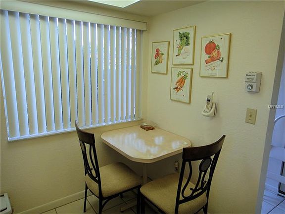 5th image of 2468 Laurelwood Dr APT C