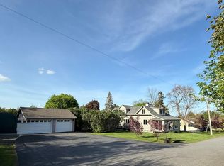 16 Stratton Pl, Plattsburgh, NY 12901