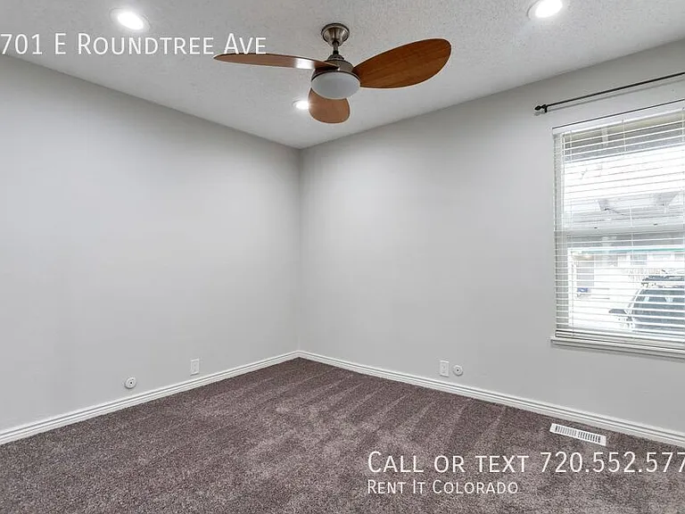 8701 E Roundtree Ave — Photo 12