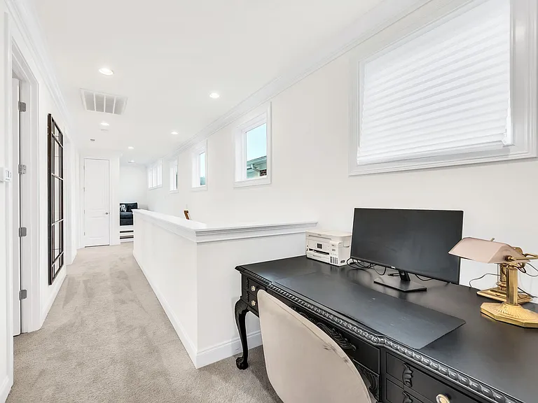 6007 Camberley St — Photo 31
