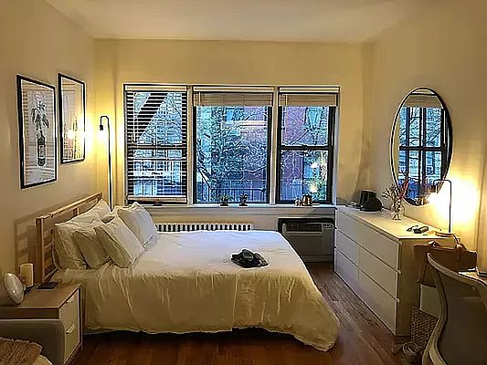 1st image of 131 E 17th St APT 12