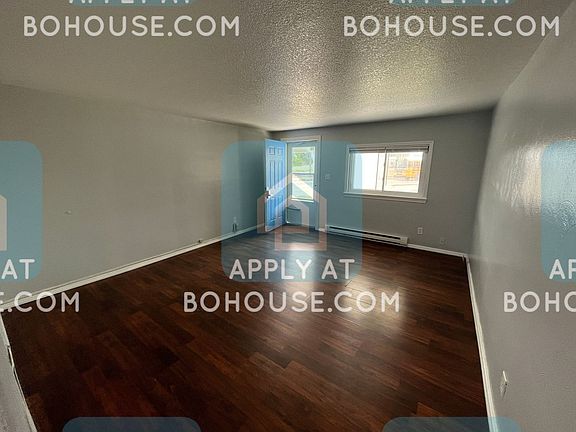 4th image of 3202 McArthur Dr APT 3