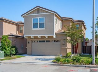 6312 Rancho Parada Rd, Paramount, CA 90723