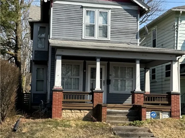 88 Elm Ave, Sharon, PA 16146