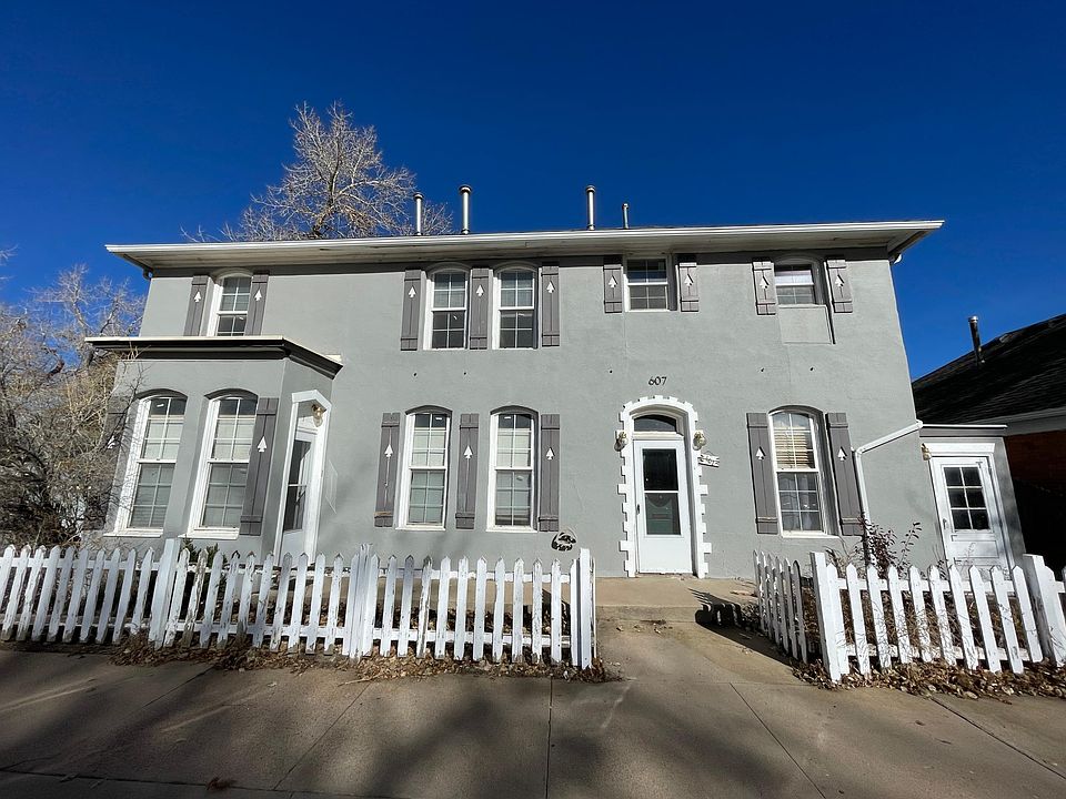 1st image of 607 E University Ave #4