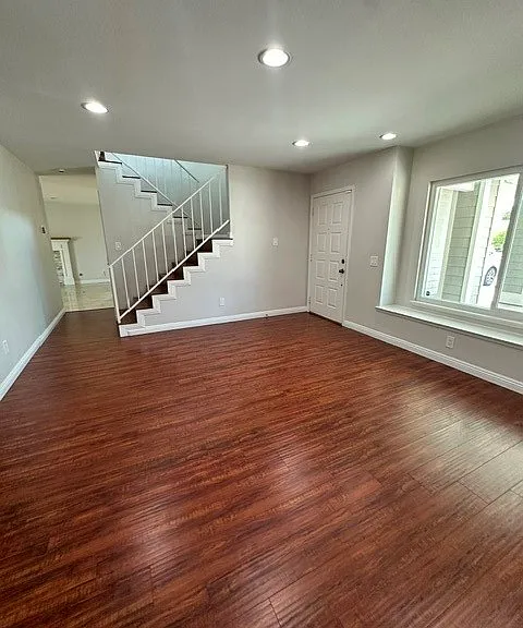 26286 Topanga Way — Photo 10