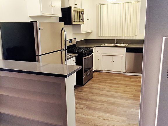 4th image of 4321 Ventura Canyon Ave #11