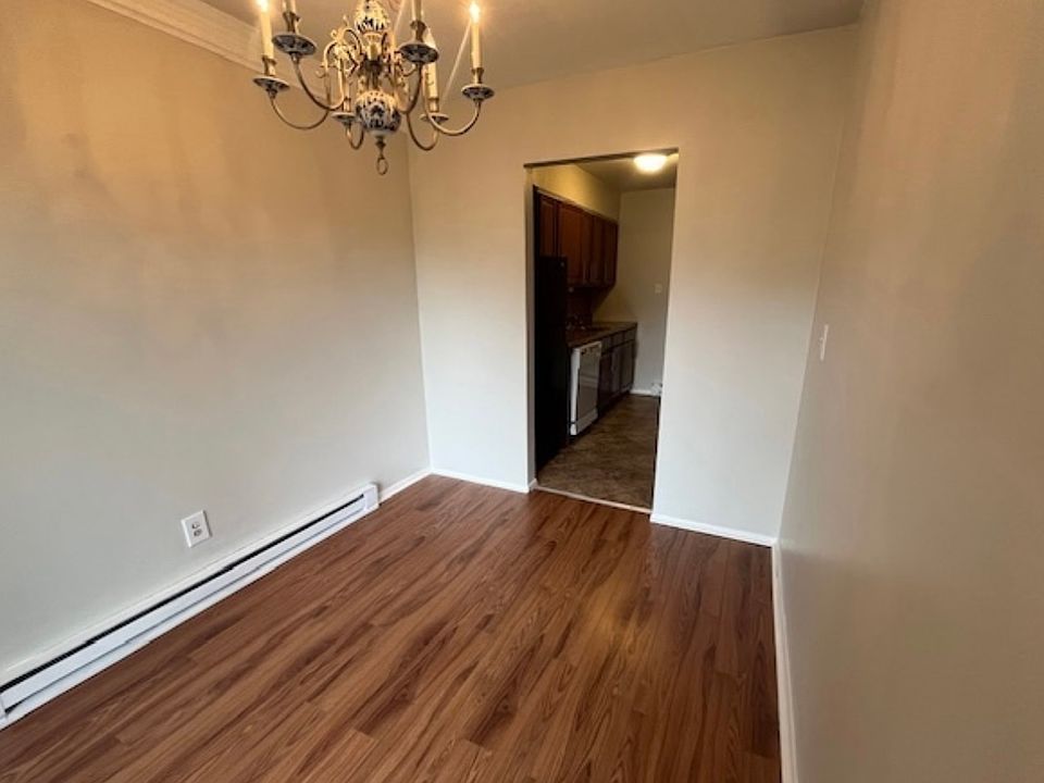2nd image of 161 Kennedy Dr #111