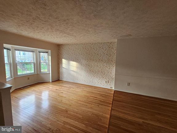 4th image of 13995 Antonia Ford Ct