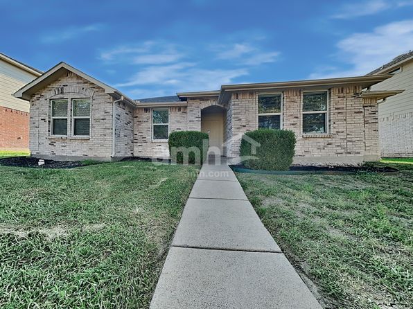2806 Lake Terrace Dr