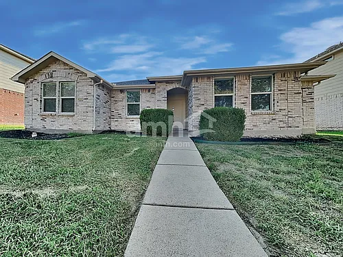 2806 Lake Terrace Dr Photo 1