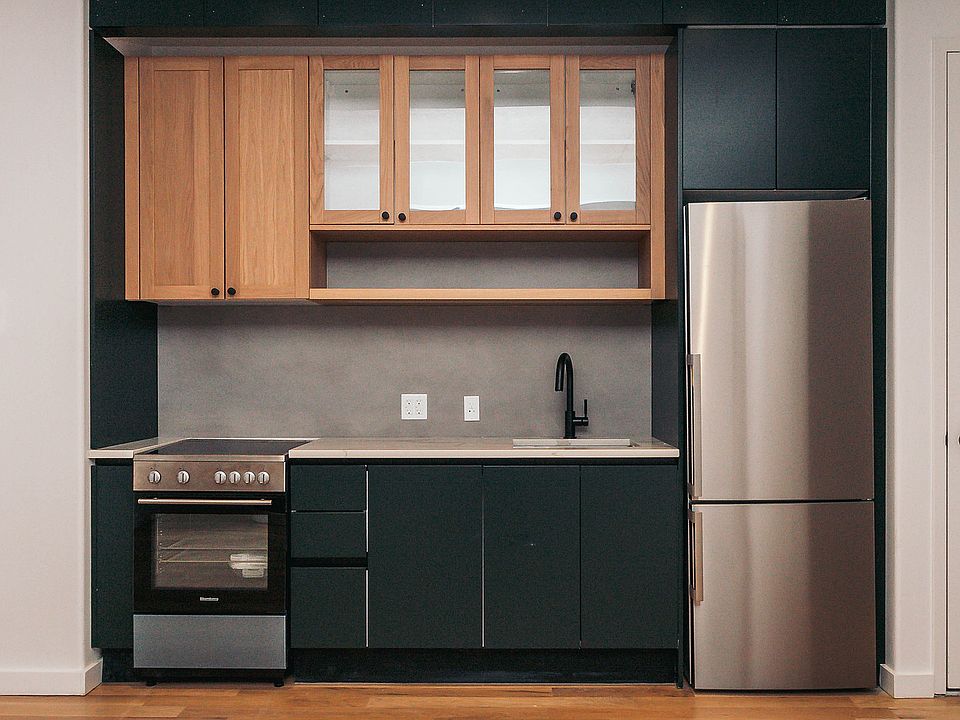 1st image of 44 Kent St #306
