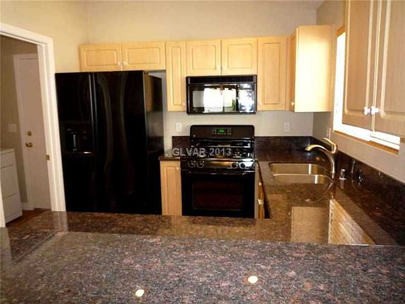 5th image of 1012 Sand Coral Dr