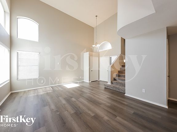 4th image of 4939 W Wikieup Ln