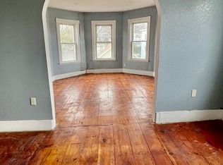 564 Main St, Southbridge, MA 01550