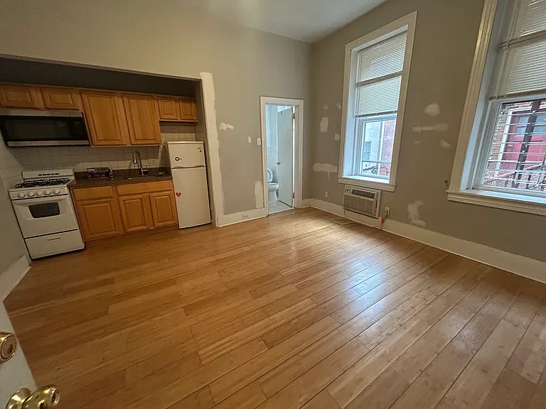 3431 Spring Garden St #B2 — Photo 7