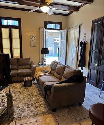2nd image of 430 Burgundy St