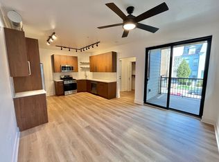 316 S Highland Ave #201, Pittsburgh, PA 15206
