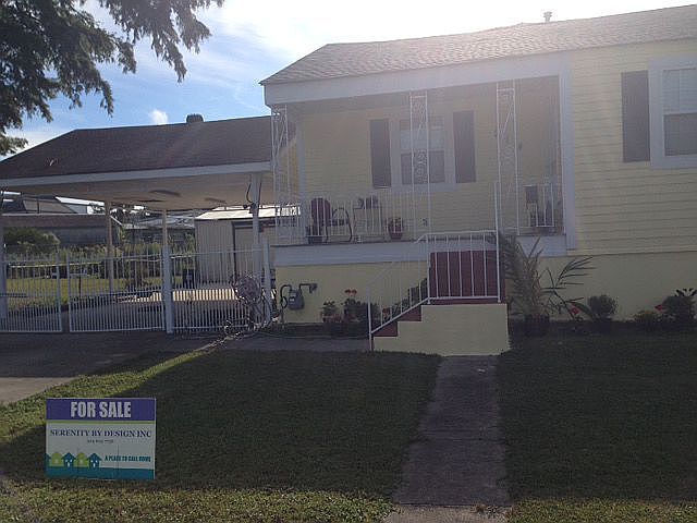 1st image of 214 Warrington Dr