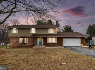 708 Scotsdale Rd, Westminster, MD 21157