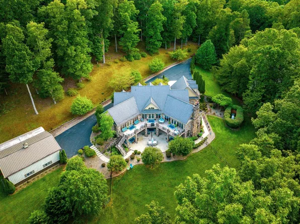 835 Greenbo Rd, Argillite, KY 41121