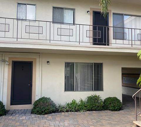 3rd image of 25206 Loytan St APT D