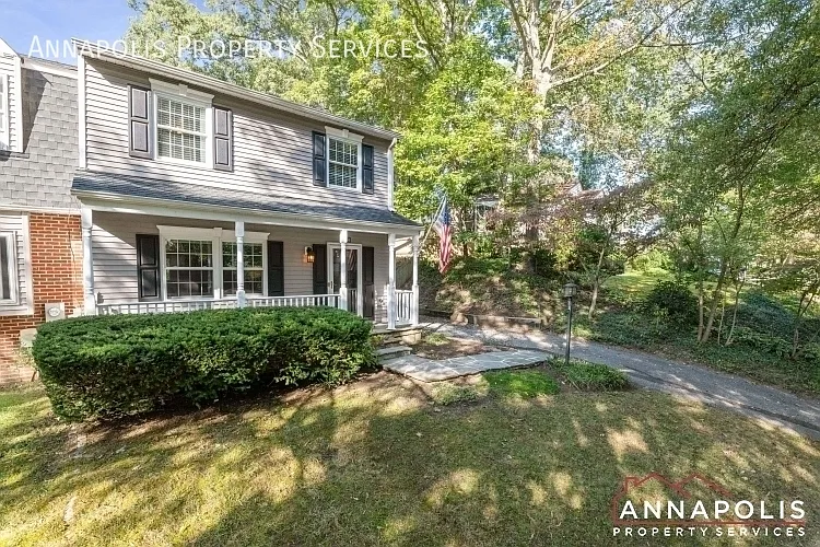 364 ellenham court — Photo 2