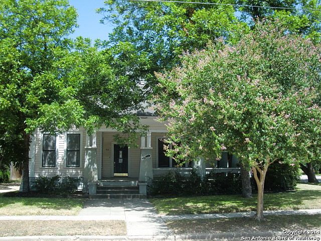 1st image of 503 N River St