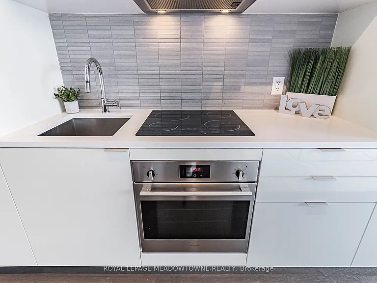 170 Bayview Ave #1902 — Photo 22