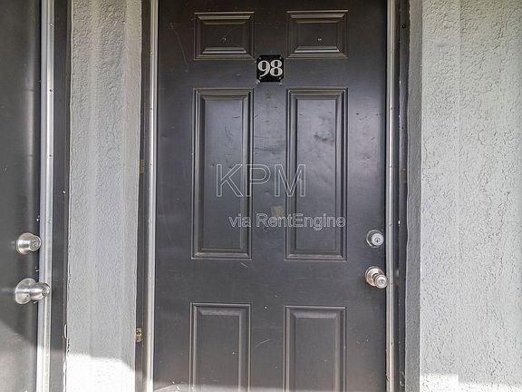3rd image of 3939 N Pershing Ave #98