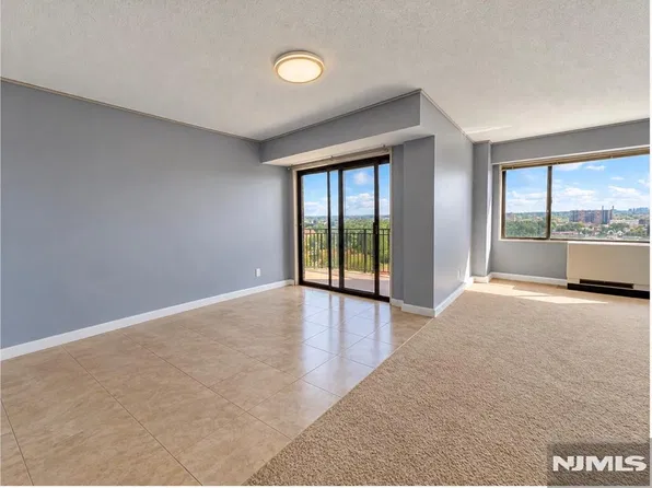 150 Overlook Avenue #8D, Hackensack, NJ 07601