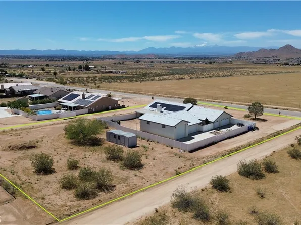17389 Central Rd, Apple Valley, CA 92307