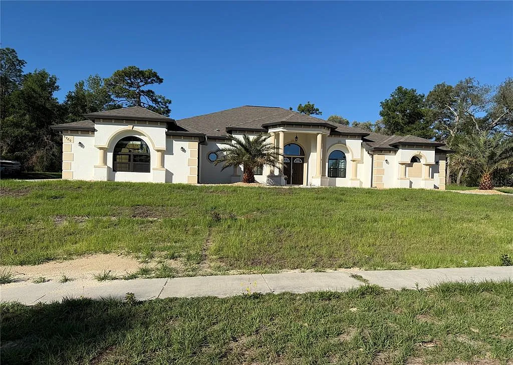 4 bed, 3.0 bath, 3543 sqft, $3,400 — Photo 2