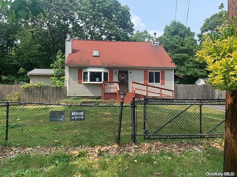 1st image of 83 West Lane