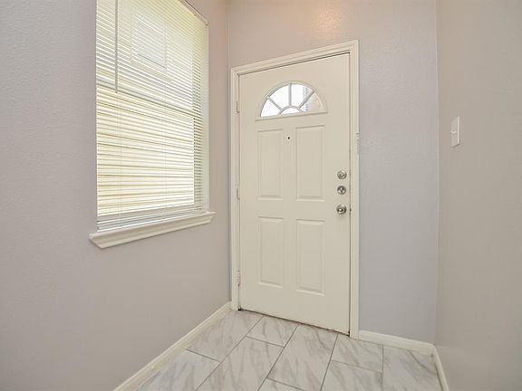 5th image of 6406 Waldron Dr