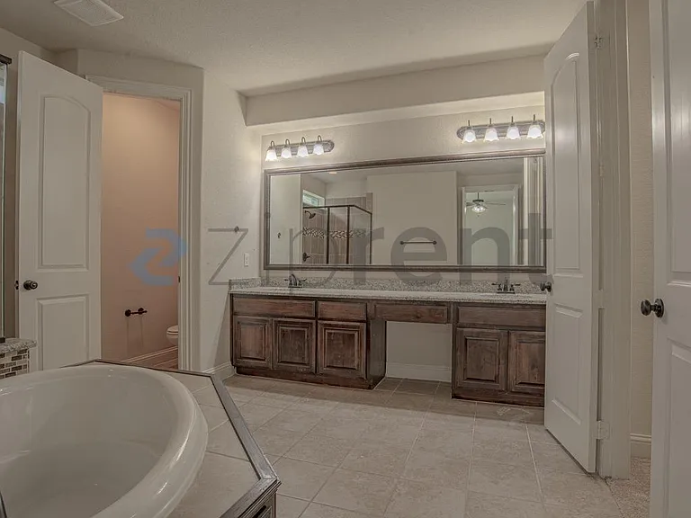 3537 Acropolis Way — Photo 9