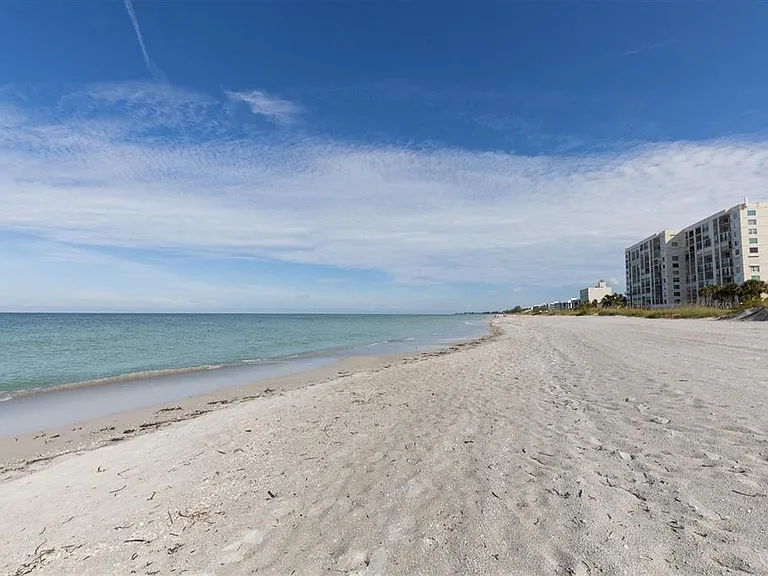 4325 Gulf Of Mexico Dr #208 — Photo 40