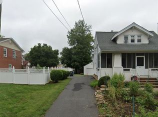 12 W Hill Rd, Colonia, NJ 07067