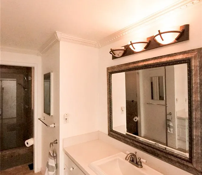 2575 E 19th St #17 — Photo 21