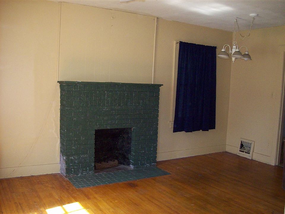 2nd image of 1410 S Wichita St