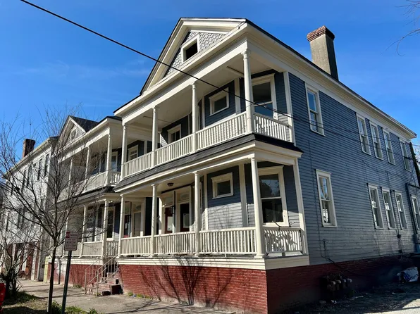 909 Abercorn St, Savannah, GA 31401