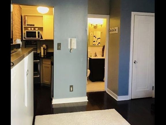 4th image of 236 E 28th St APT 1B